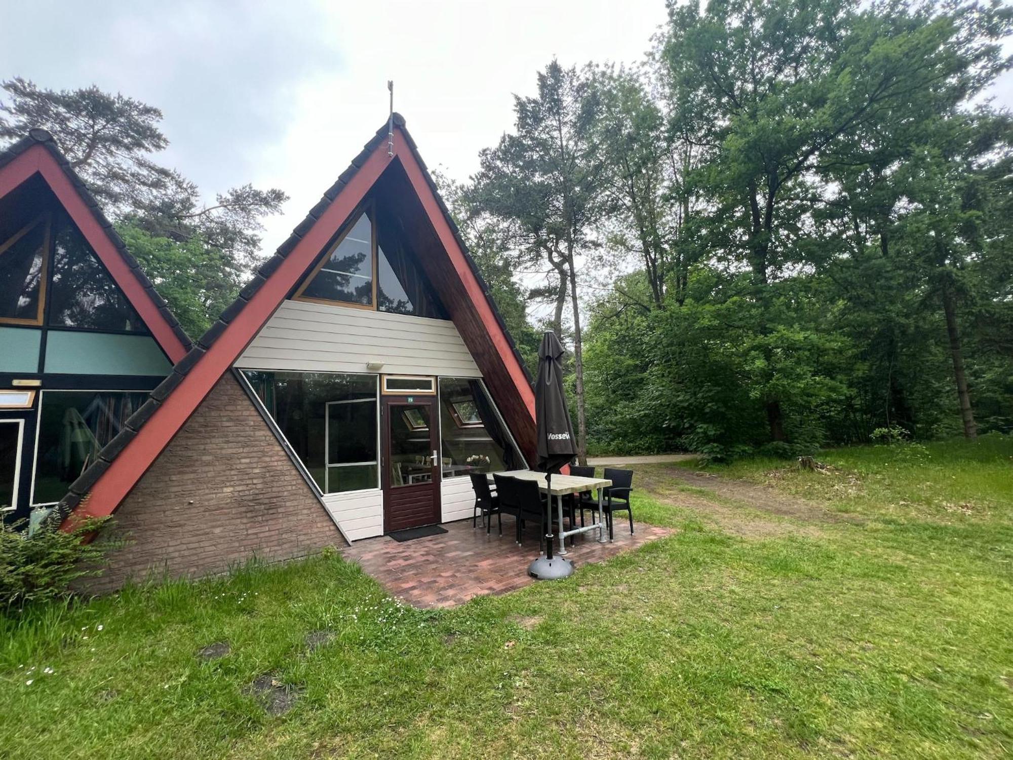 Modern Holiday Home In Stramproy In The Forest מראה חיצוני תמונה